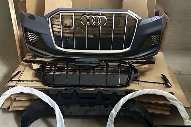 Бампер решітка передній Audi Q7 II (4M) 2021 2022 2023 S-LINE рест