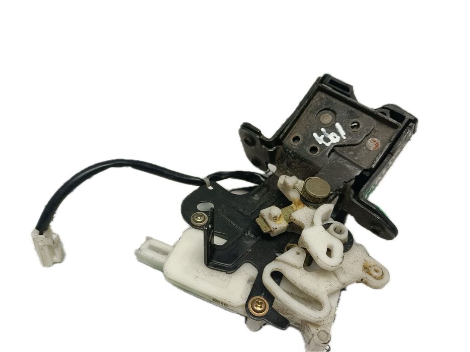 Fechadura / fecho da mala MAZDA 3 (BK)