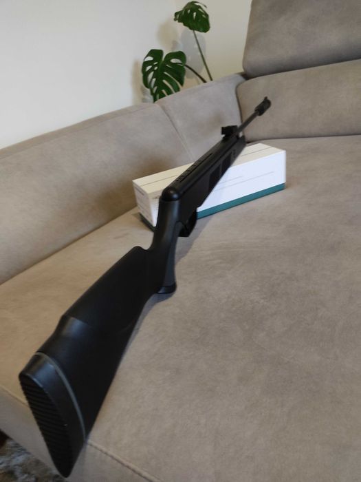 Carabina De Pressão Black Hawk 4.5 Gas Ram 70kg+Mira telescopica