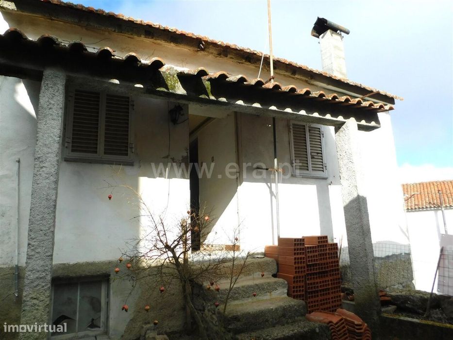 Moradia T3 / Gouveia, Nespereira