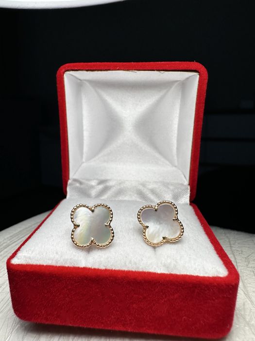 Сережки Van Cleef золото