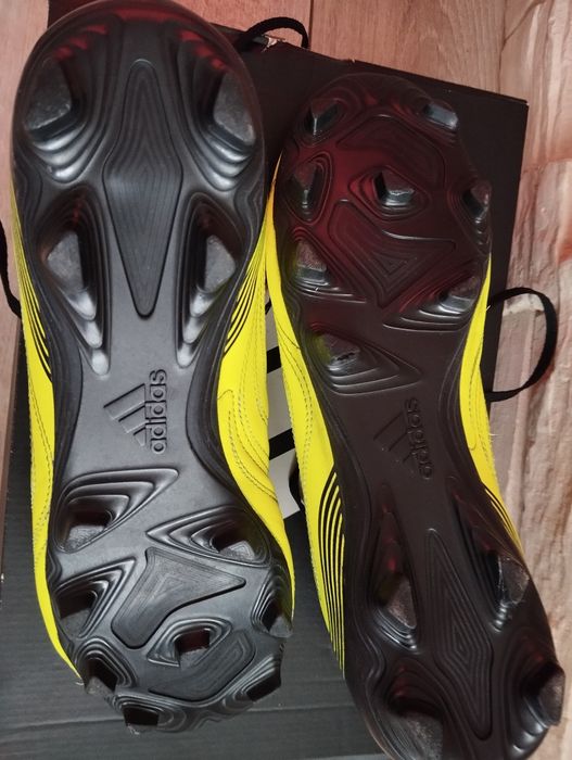 Buty sportowe korki Adidas copa do piłki nożnej 45 1/3 FXG