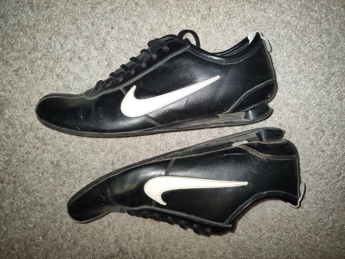 Transformator Zin doos Nike shox Rivalry Warszawa Wola • OLX.pl