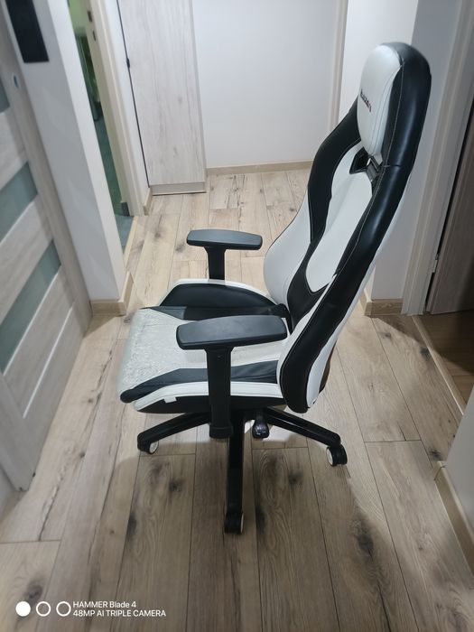 Fotel gemingowy huzaro