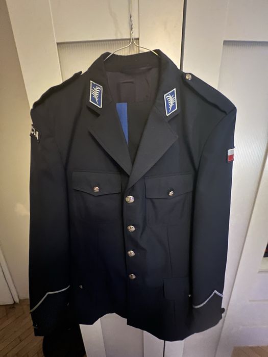 Mundur wyjsciowy policja z plaszczem