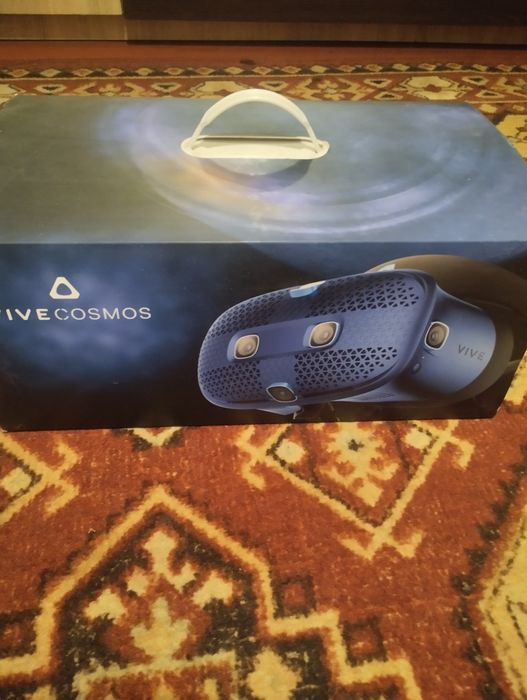 VR шлем HTC Vive Cosmos — отличное состояние!