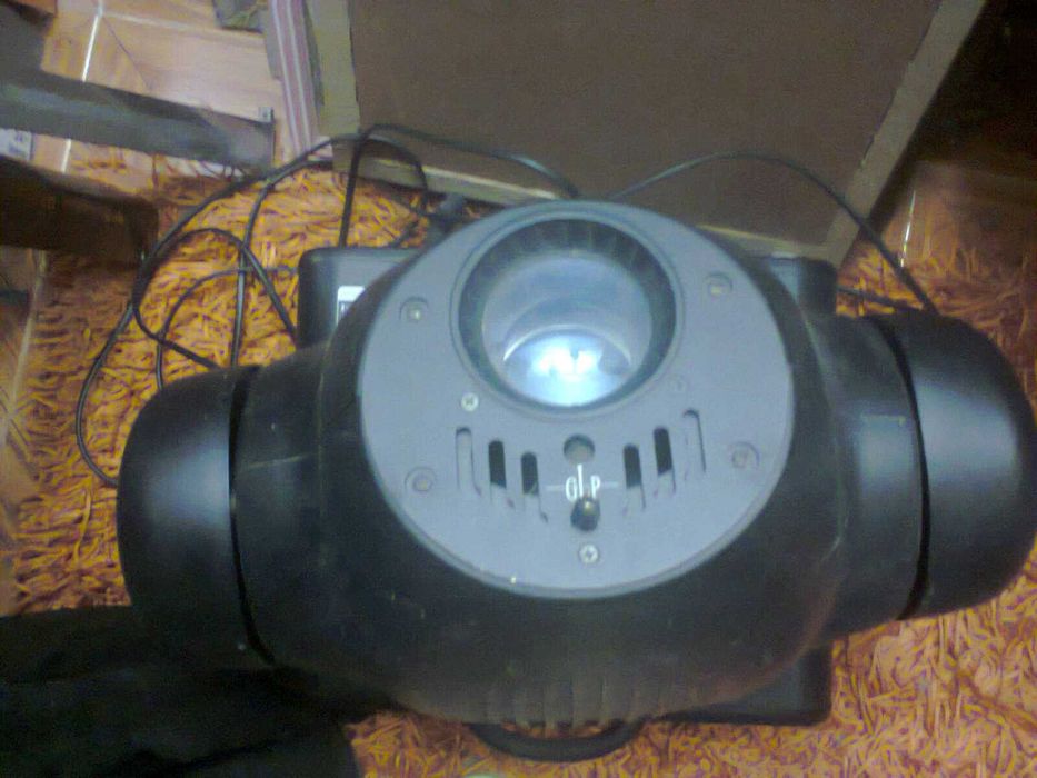 Ypoc Basic 250 – moving head