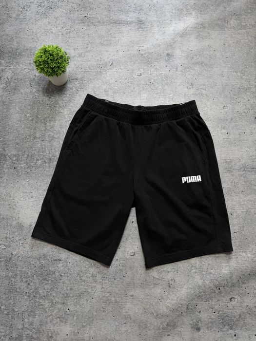 Чоловічі шорти Pumma Essentials Shorts