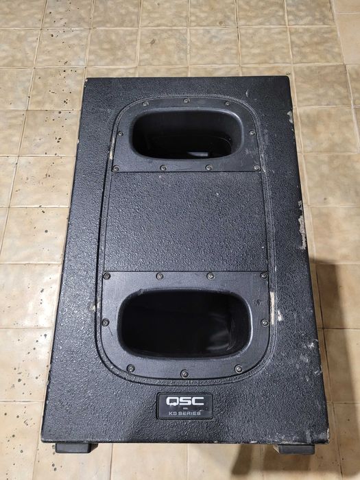 QSC - KS 212c subwoofer amplificado