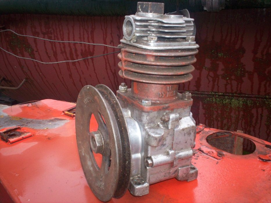 Sprężarka Ursus C-328, C-330 . C-360 -3P . C-385, 902, 904, 912, 914,