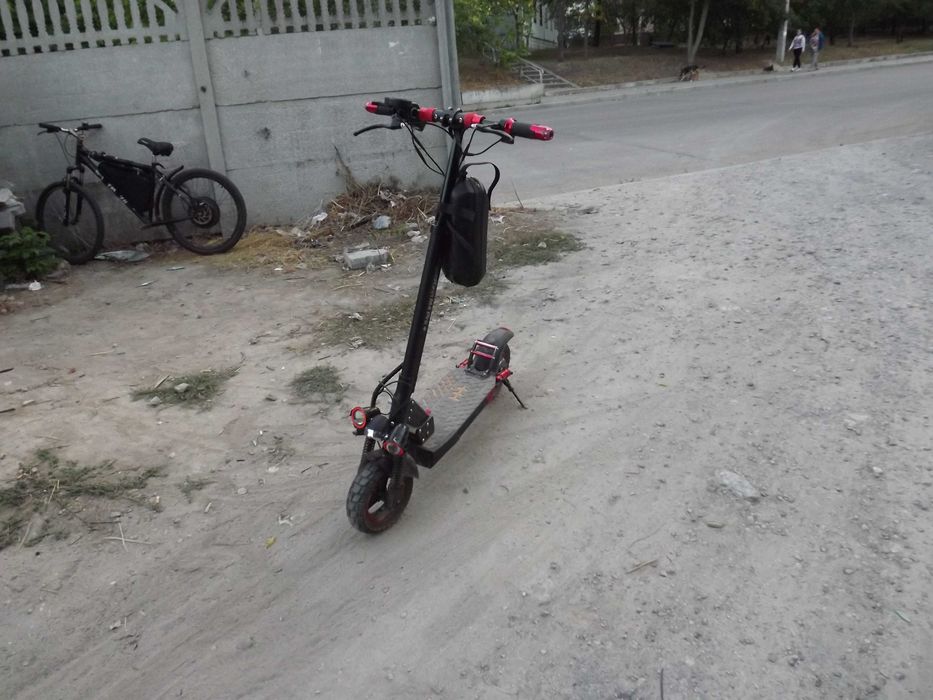 KugooKukirn m4 pro + Продаю стан такий соби