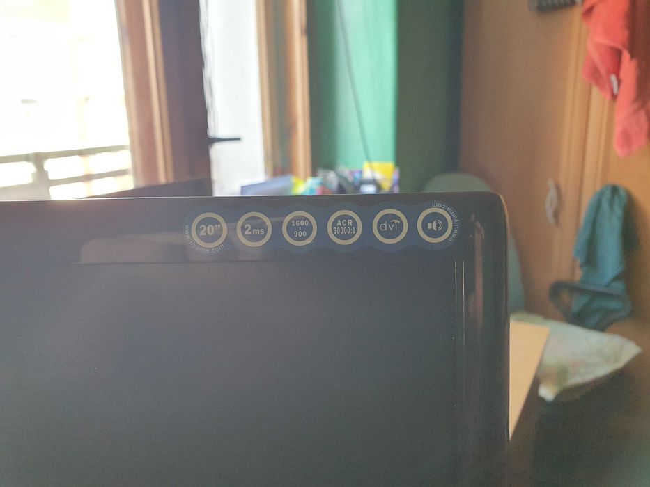 Monitor Liyama PL2001