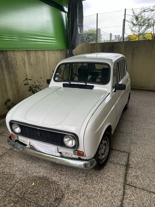Renault 4 GTL DE 1989 restaurada