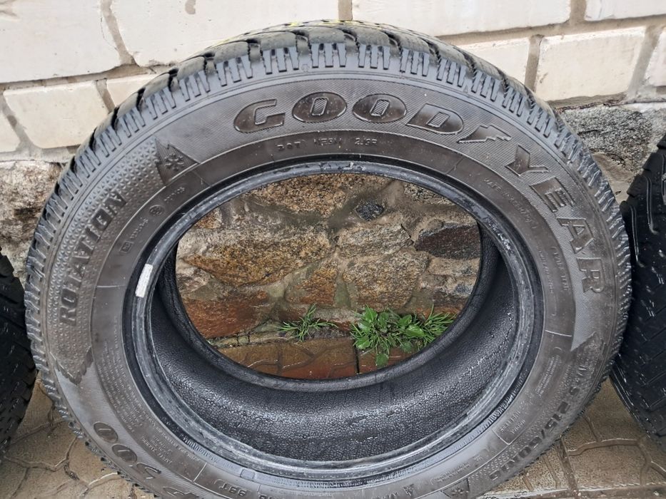 Шины Goodyear 215/60/16