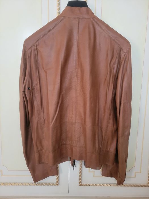 Кожаная куртка BOSS