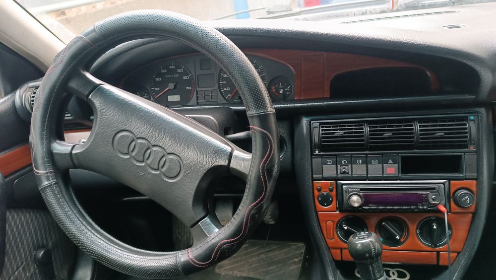 Ауді 100 с4 2,3 Е
