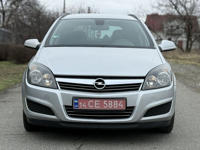 Продам Opel Astra H Station Wagon 1.7d 2010г