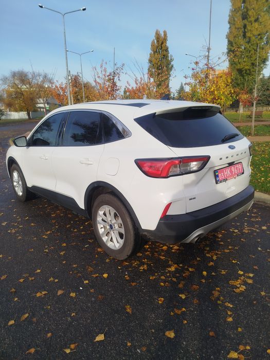 Ford escape mk 4 hybrid.