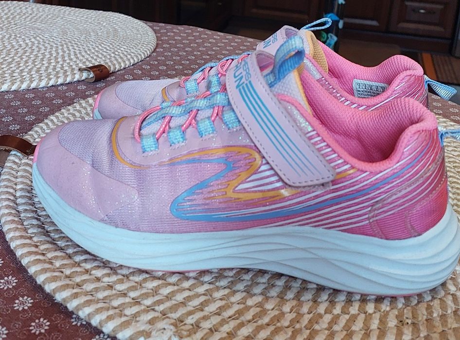 Scechers кросівки 35 розмір