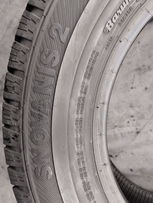 Продам шини 195/70R15C