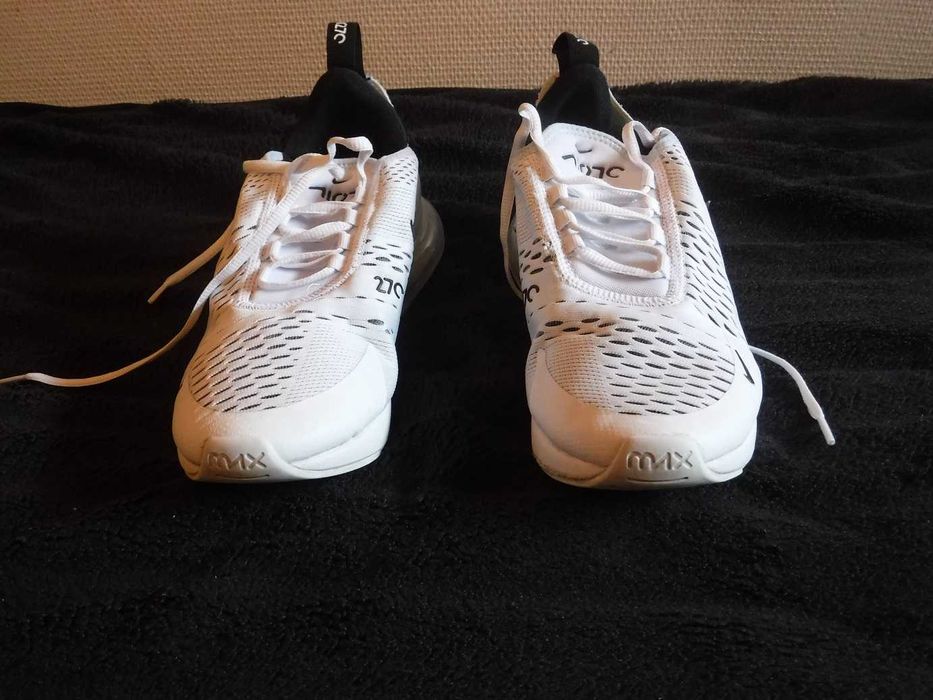 Nike Air Max 270
