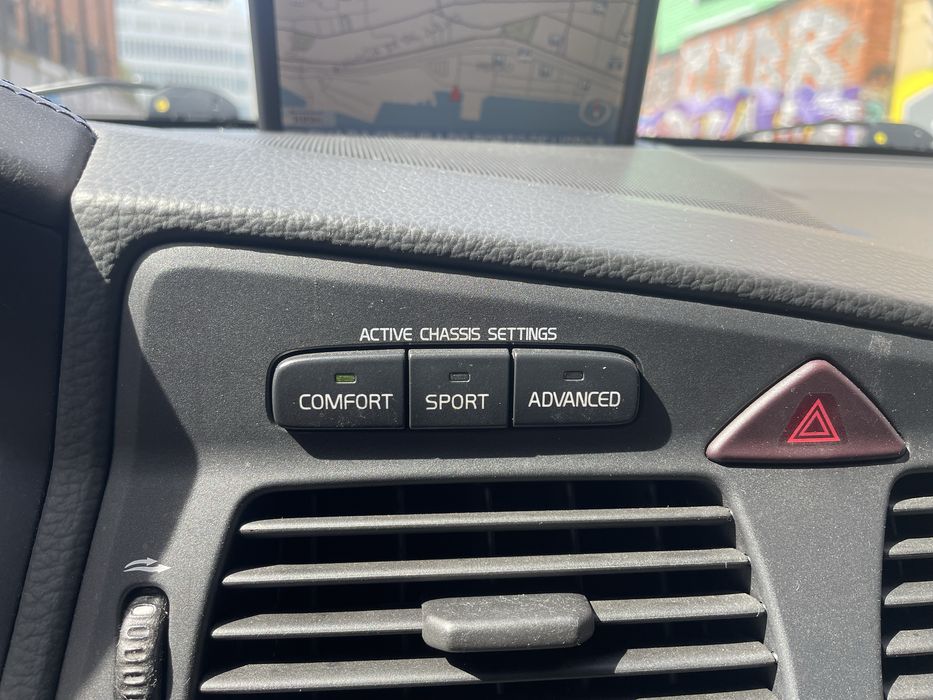 Volvo S60R Nacional AWD 300cvs