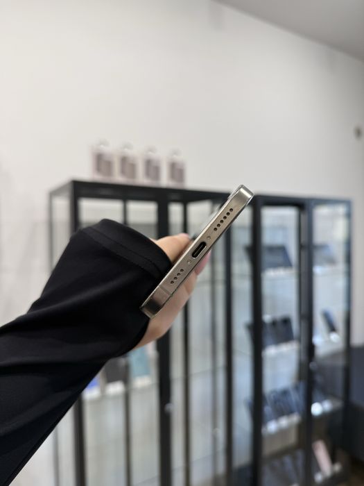 Telefon iPhone 16 PRO MAX 256GB Szary Apple Gwarancja iTrade