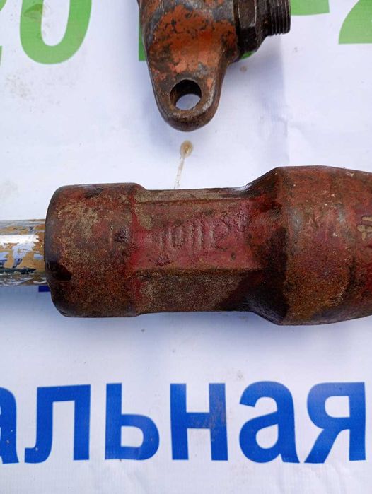Гідроциліндри для комбайнів преса трактора на дровокол