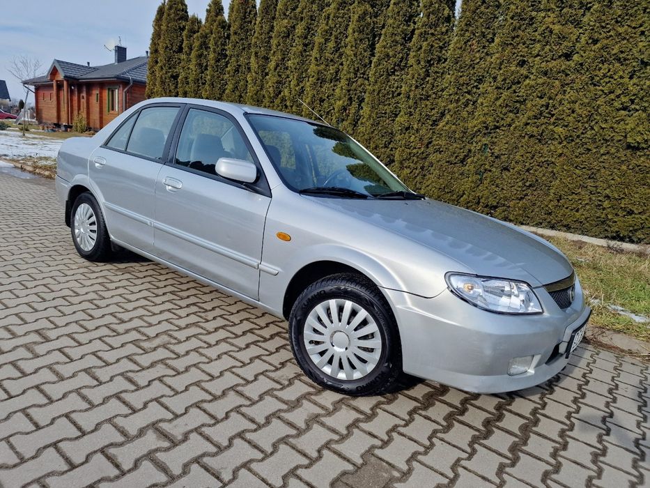Mazda 323 1.6 98KM 152tys Przebiegu, Klima, 2 komplety kół, Bez Rdzy