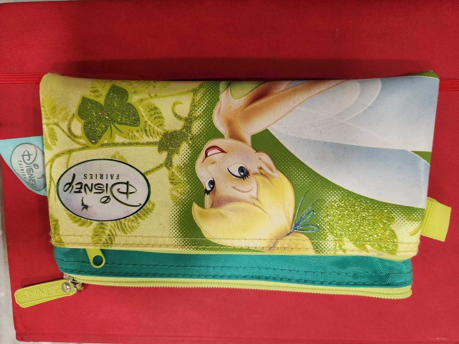 piórnik dla dziewczynki Disney nowy stan bdb