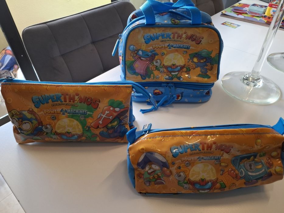 Lancheira Escolar SuperThings