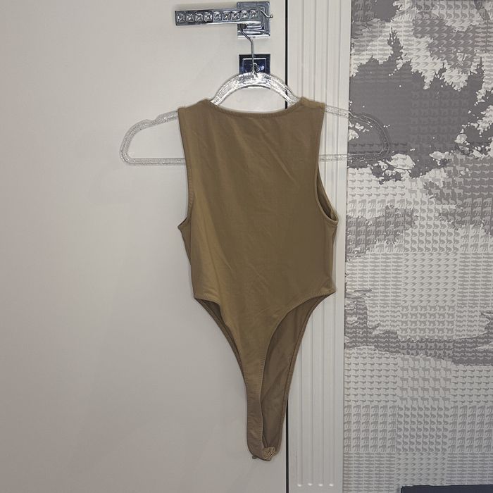 Bershka jasne brązowe body rozm. XS
