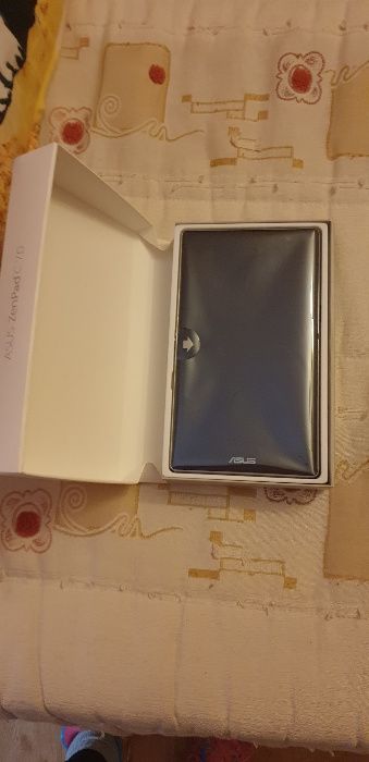 Asus Zenpad 7.0 Tablet + Cases – Please Read the Listing Carefully64343241830659122