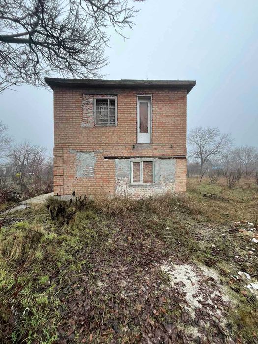 Продаж дачного будинку недалеко від вулиці Полтавська
