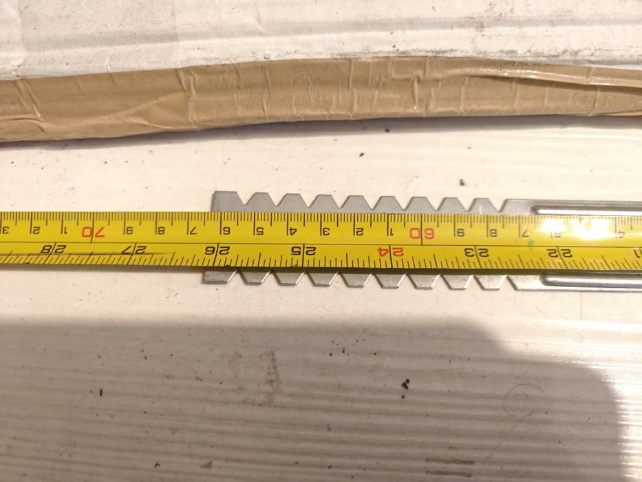 Wieszaki 30 cm do profili aluminiowych CD 60