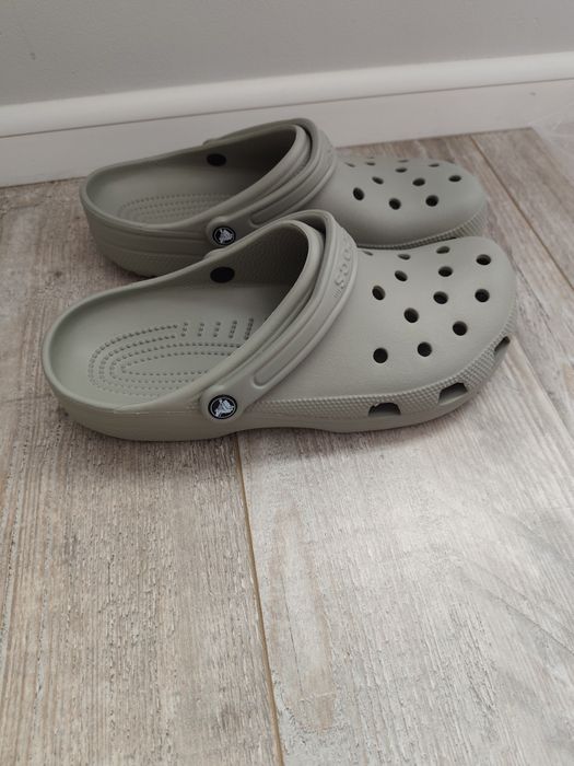 Klapki "Crocs"..