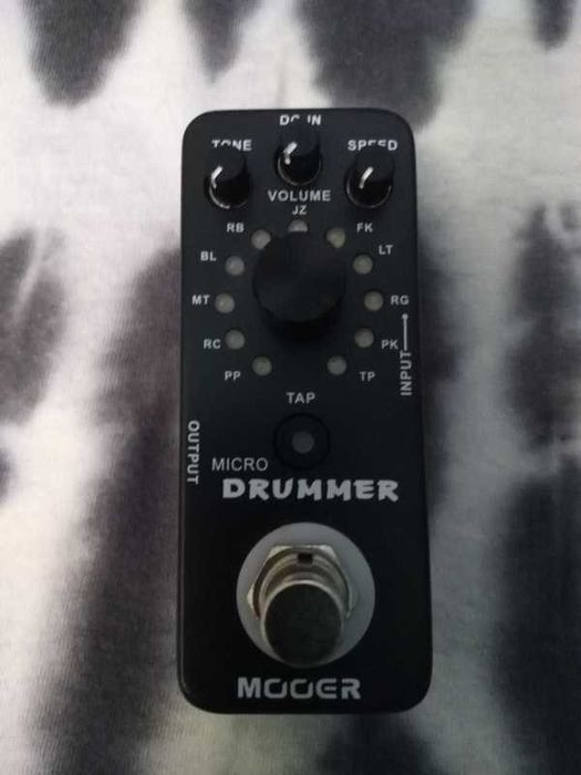 Pedal Mooer Drummer (Máquina de Ritmos)