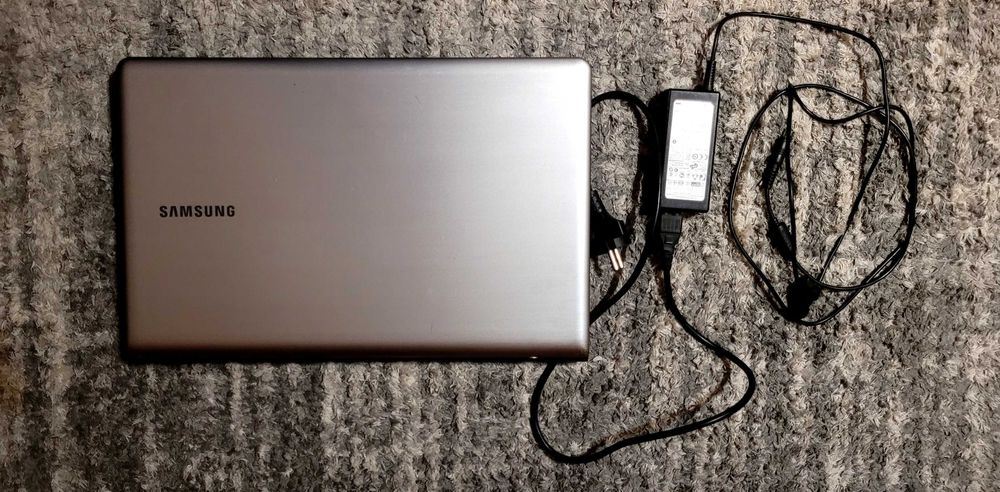 LAPTOP SAMSUNG NP350E7C-S0APL + zasilacz, bez dysku