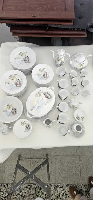 Serviço de jantar SPAL de 64 peças