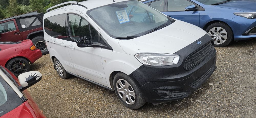 Ford transit connect tourneo courier