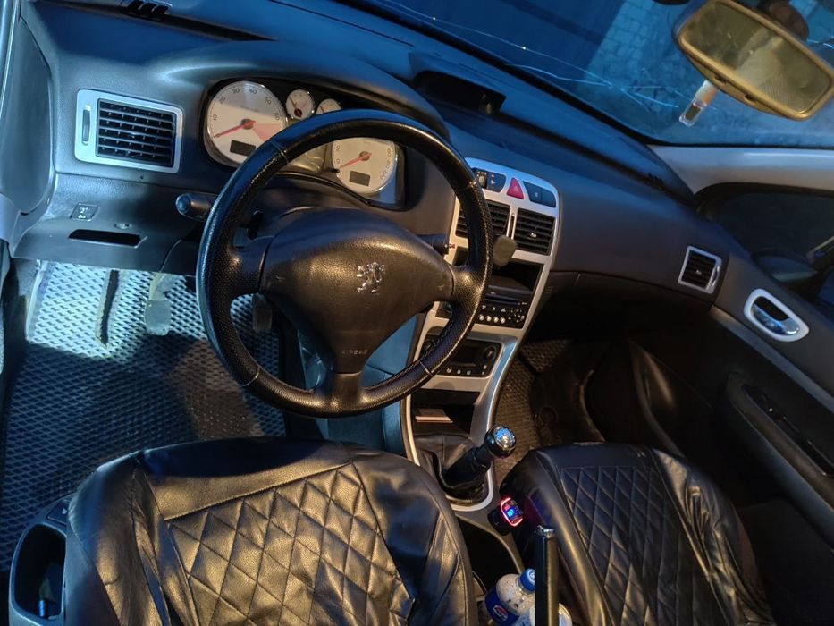 Продам пежо 307 2007г 1.6газ бенз.