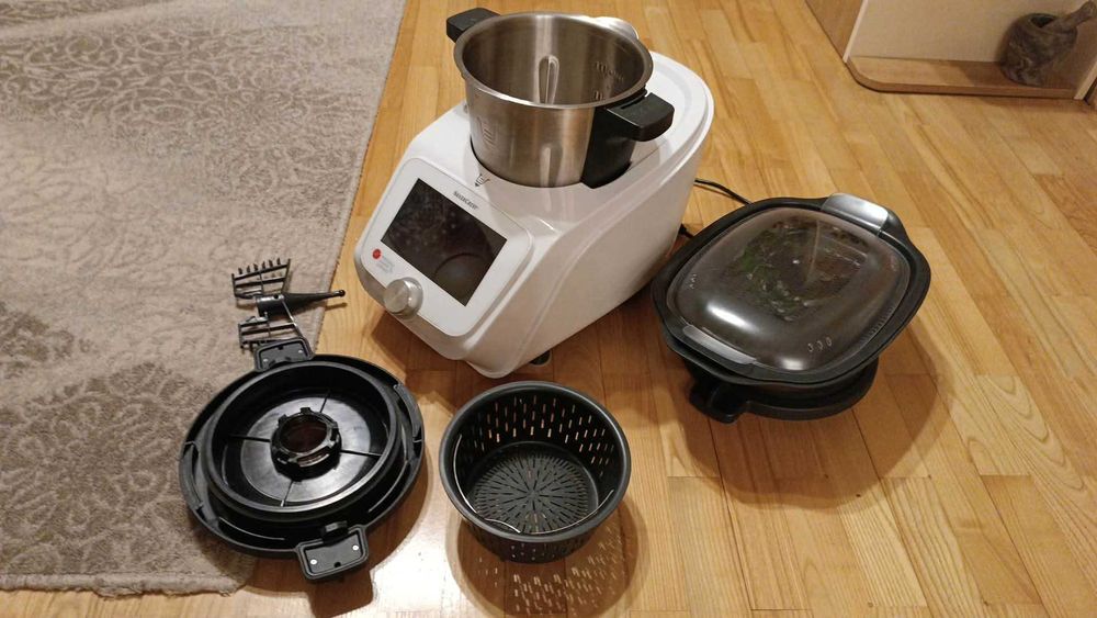 Robot kuchenny Lidlomix Monsieur Cuisine Silvercrest w dobrym stanie.