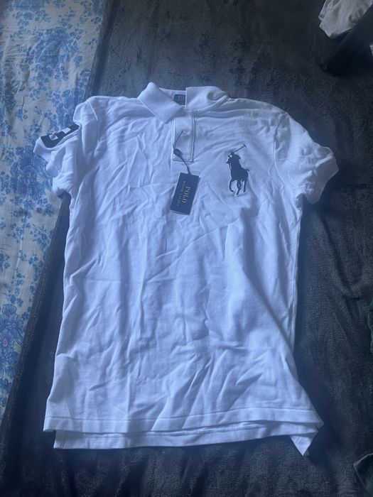 Polo camiseta.