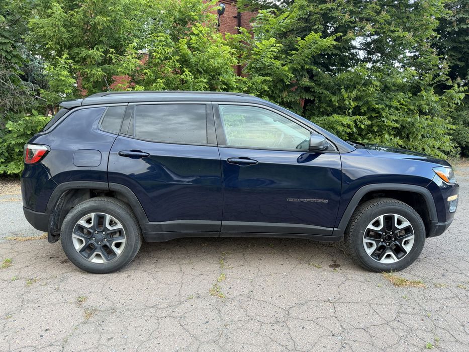 Продам Jeep Compass Trailhawk