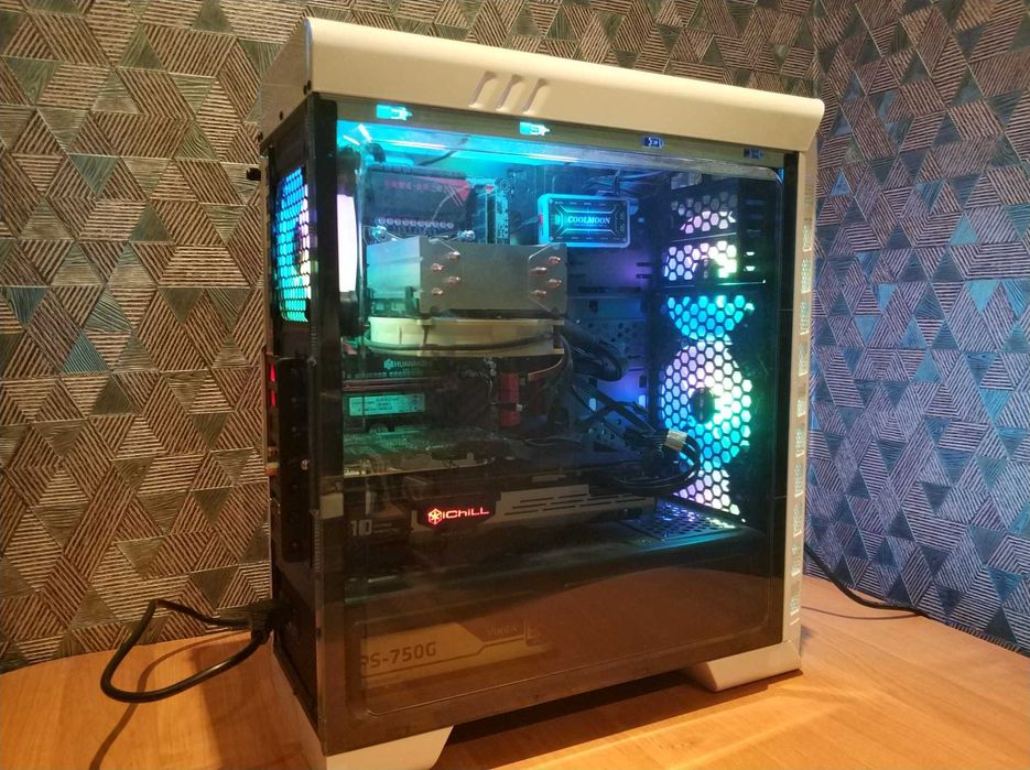 Xeon e5 2696 v3 18ядер/36потоков 24GB RAM SSD 256+500GB