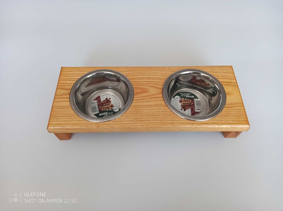 Stojak na miski dla psa lub kota 2 x 0,22 l