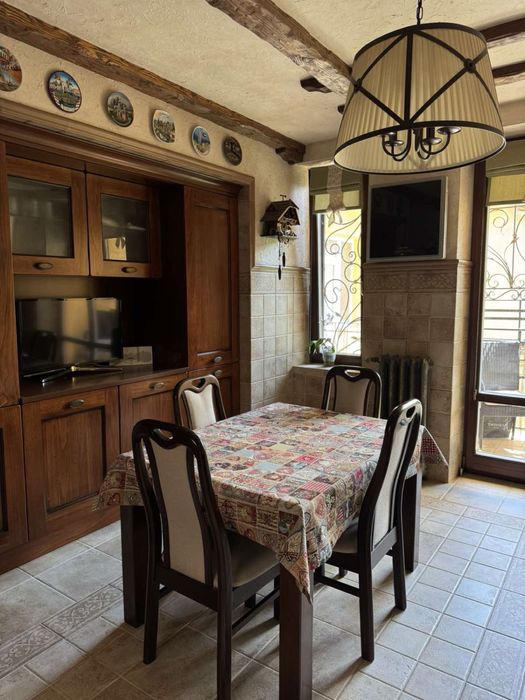 Продаж 4 км. дворівневої квартири в. Коновальця Мельника Без комісії