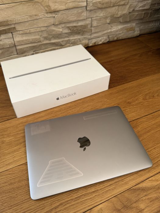 Macbook 12 cali A1534