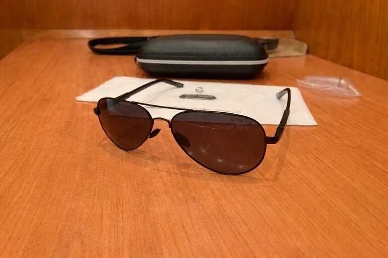 Stylowe okulary przeciwsłoneczne aviator