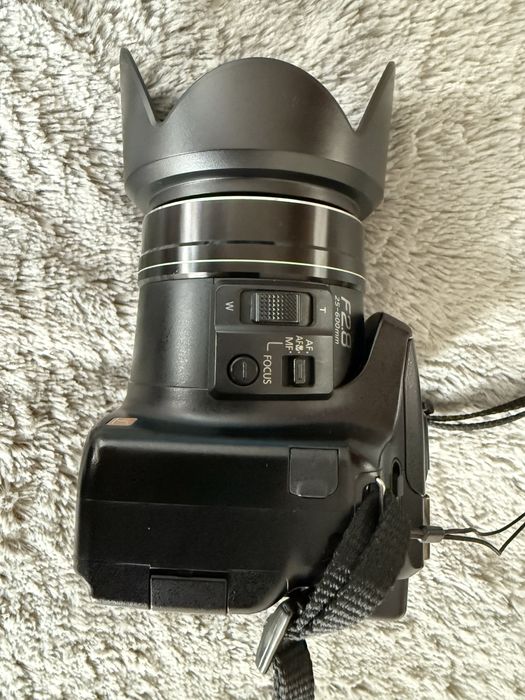 Panasonic Lumix DMC-FZ200